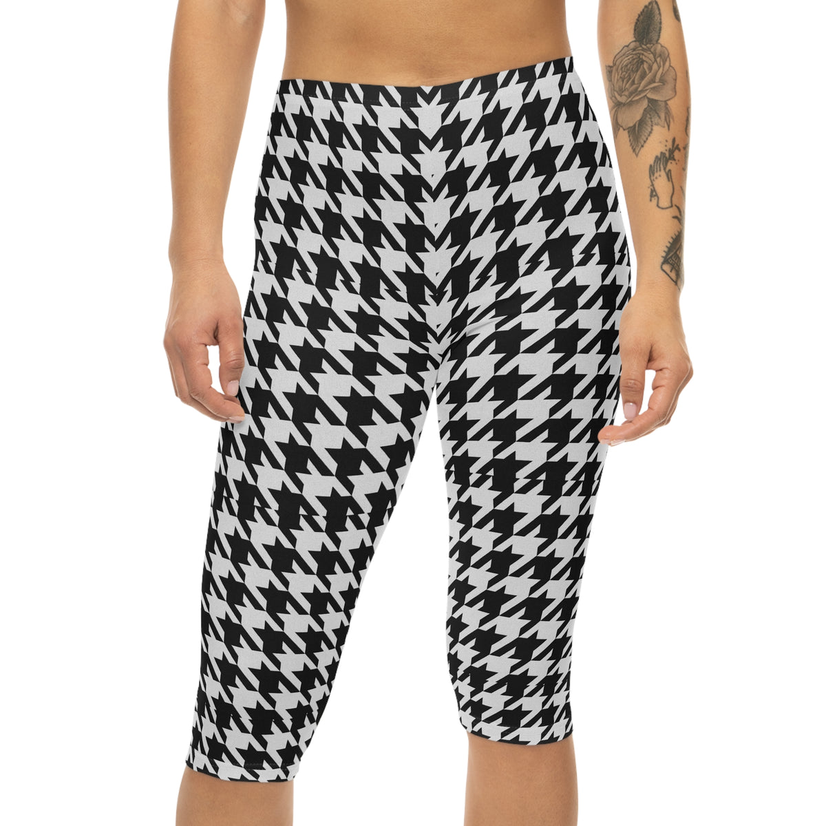 Black White Houndstooth Capri Leggings | Allover Print