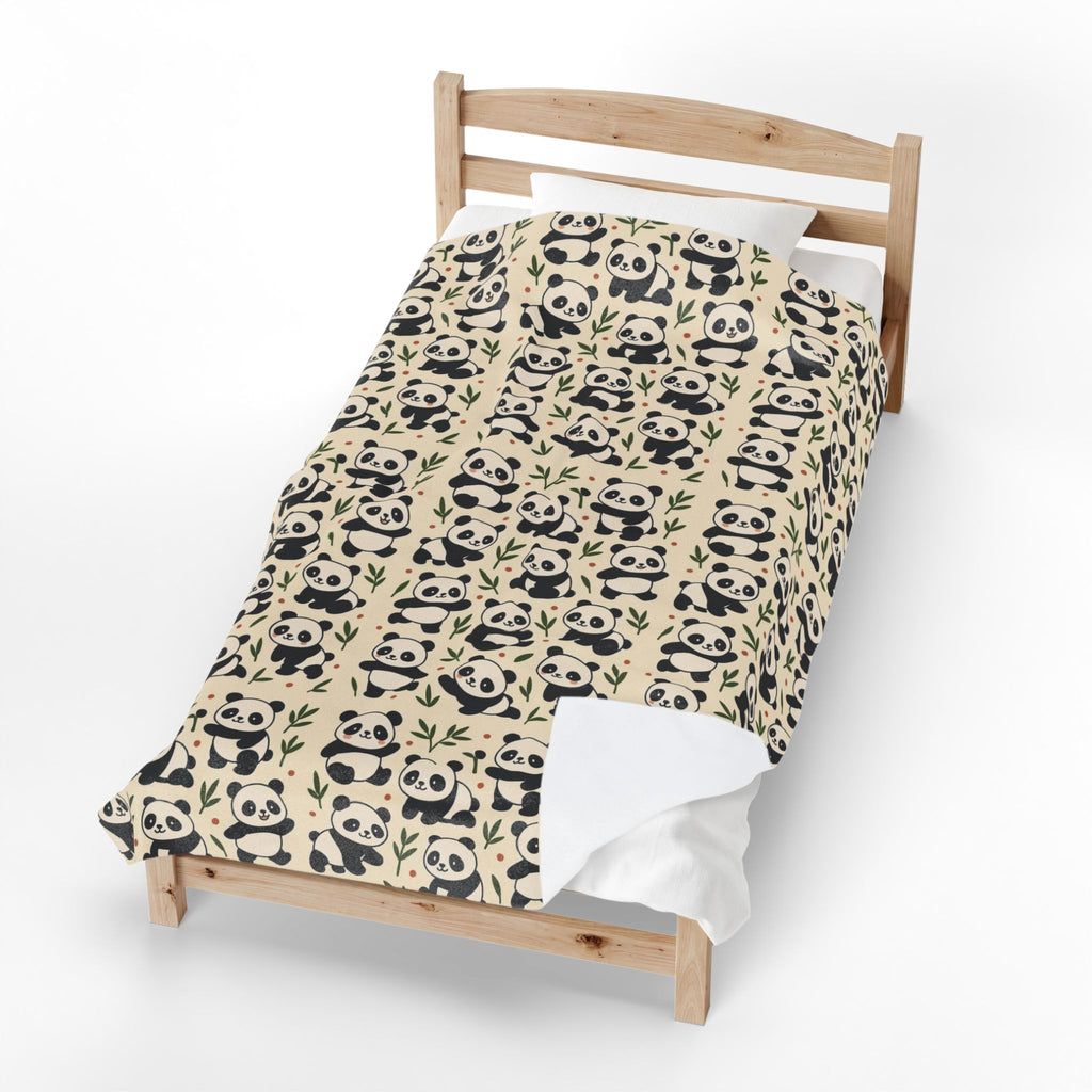 Panda Pattern Velveteen Plush Blanket | Cute Bamboo Bears, Repeating Design