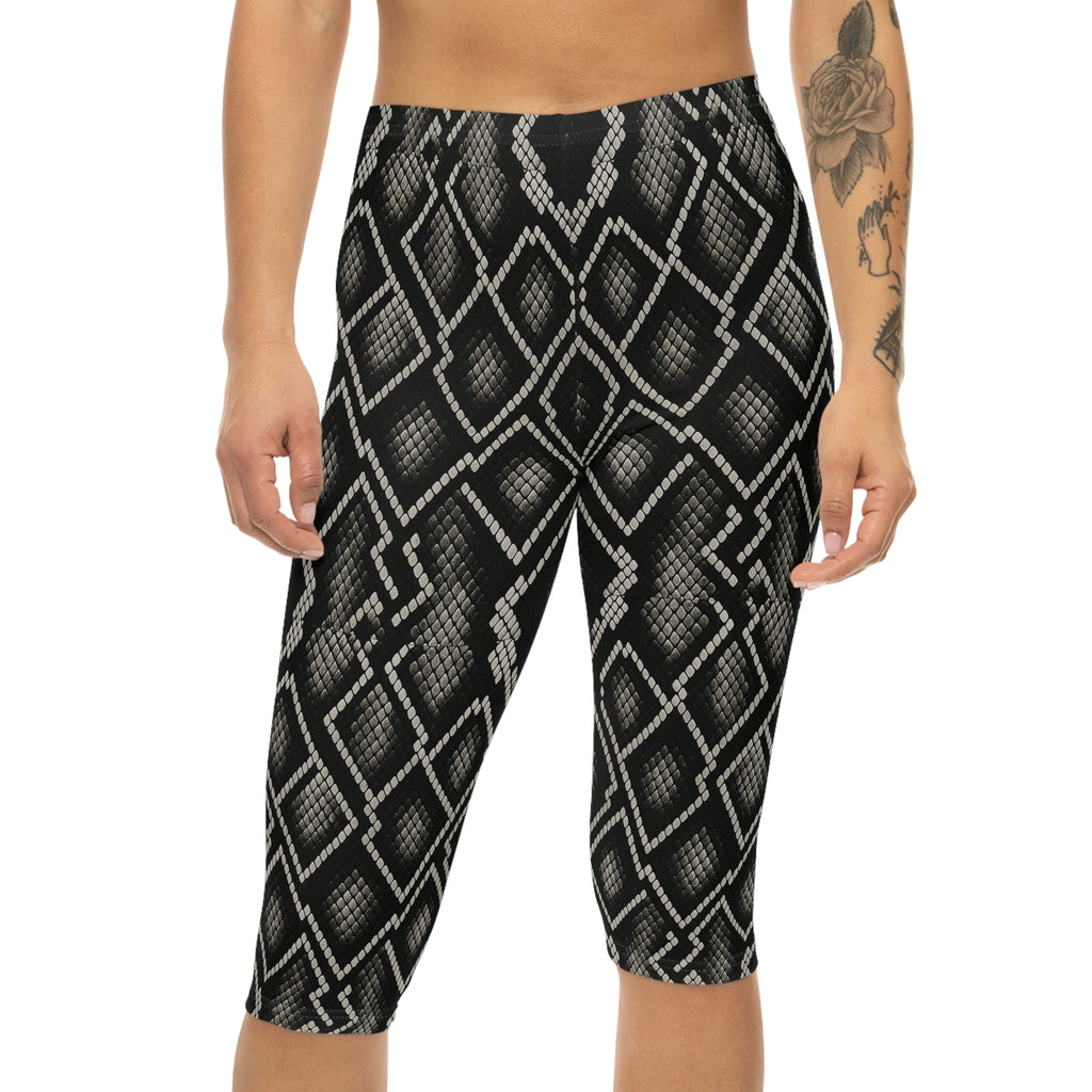 Black Snake Skin Pattern Capri Leggings | Python Print