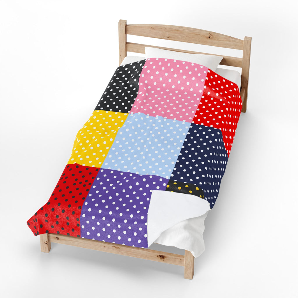 Polka Dot Patchwork Velveteen Plush Blanket | Colorful Dots Throw