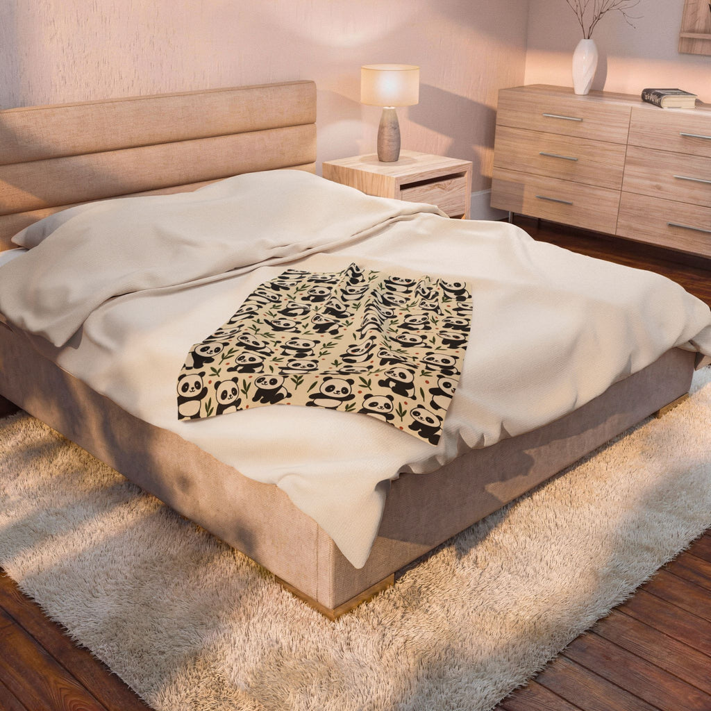 Panda Pattern Velveteen Plush Blanket | Cute Bamboo Bears, Repeating Design
