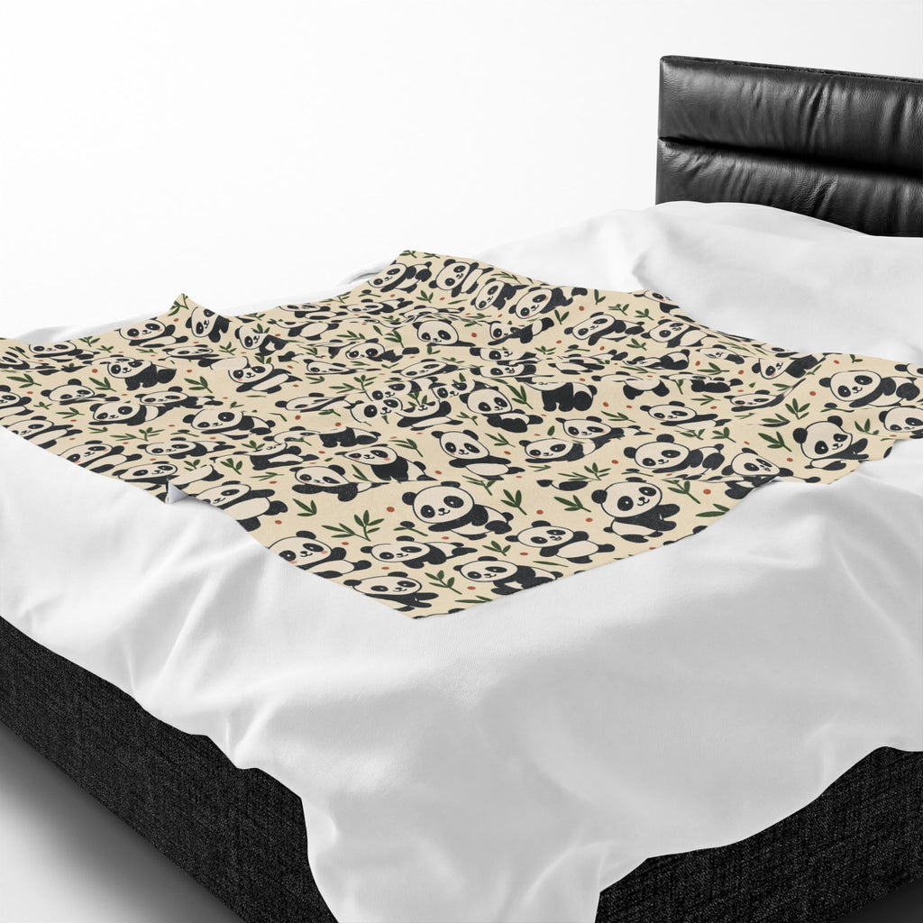 Panda Pattern Velveteen Plush Blanket | Cute Bamboo Bears, Repeating Design