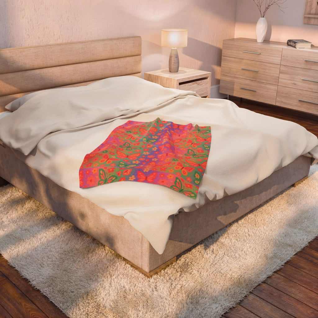 Butterfly Pattern Velveteen Plush Blanket | Pink Orange Floral Throw